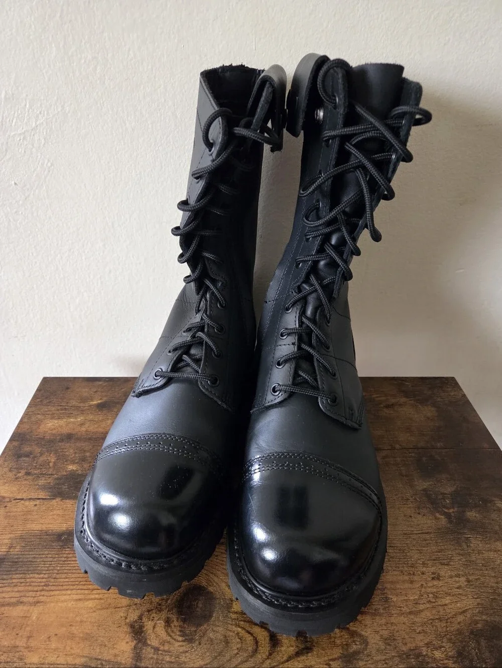 Bates E02184 Military Paratrooper 11” Side Zip Black Boots Men’s Size 10